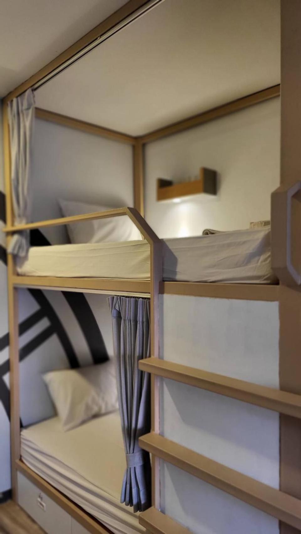 Terminal58Hostel@Town Ban Lo Long 外观 照片